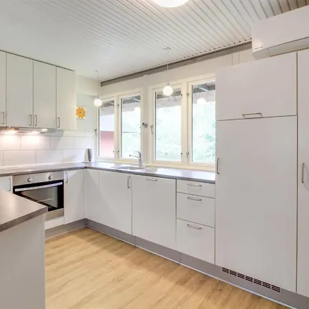 Helline - 900m From The Sea By Interhome *