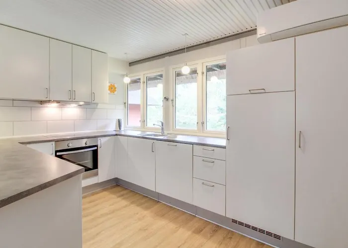 Helline - 900m From The Sea By Interhome *